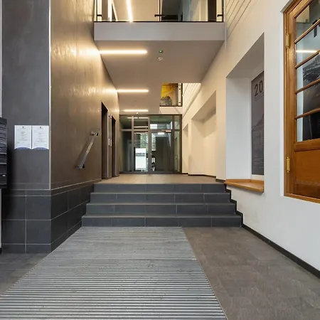 Stylowe Na Kazimierzu Z Miejscem Do Pracy By Renters Apartment Krakau