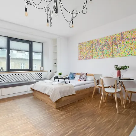 Stylowe Na Kazimierzu Z Miejscem Do Pracy By Renters Lägenhet