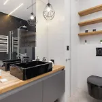 Original Wawrzynca Cracow's Kazimierz By Renters Apartment