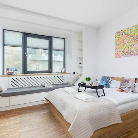 Stylowe Na Kazimierzu Z Miejscem Do Pracy By Renters Apartmán Krakov